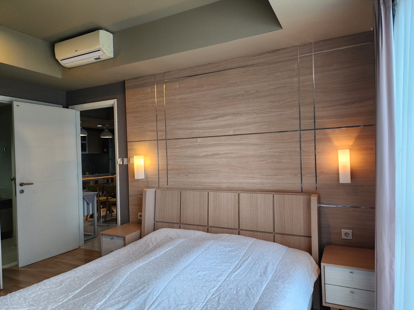 Sewa Apartemen Casagrande Residence Tower MONTANA 3 Bed Room Luas 104 m2 