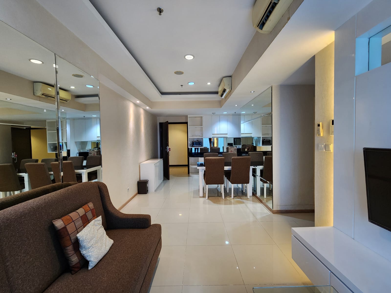 Sewa Apartemen Casagrande Residence Tower Montreal  2 + 1 Bed Room Luas 80 m2 Rp.14 Juta/Bulan Minimal Sewa 1 Tahun