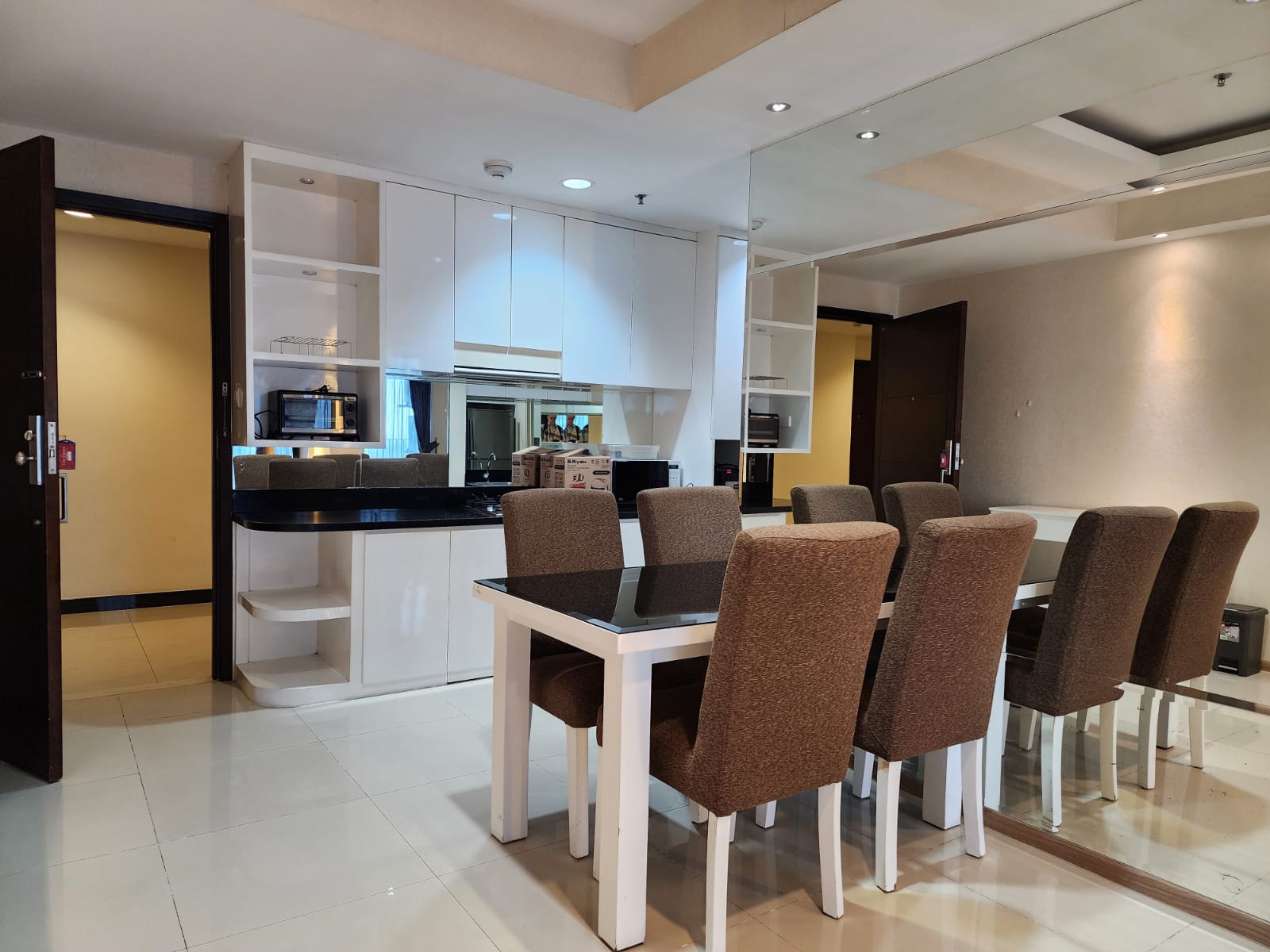 Sewa Apartemen Casagrande Residence Tower Montreal  2 + 1 Bed Room Luas 80 m2 Rp.14 Juta/Bulan Minimal Sewa 1 Tahun