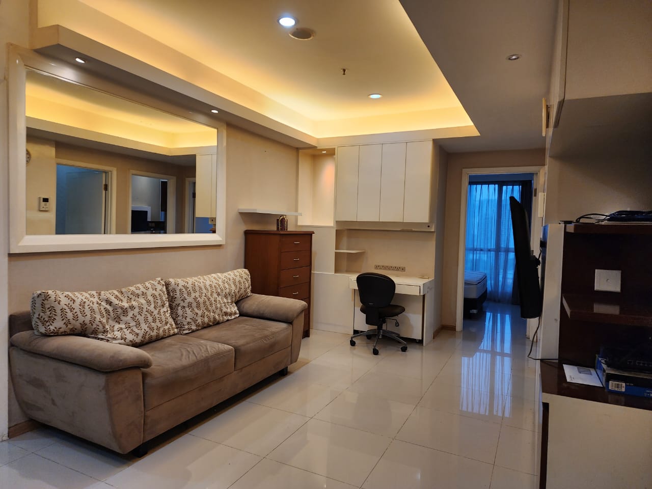 Sewa Casa Grande Kokas Tower Mirage 3 Bed Room Luas 99 m2 Rp.180 Juta / Tahun