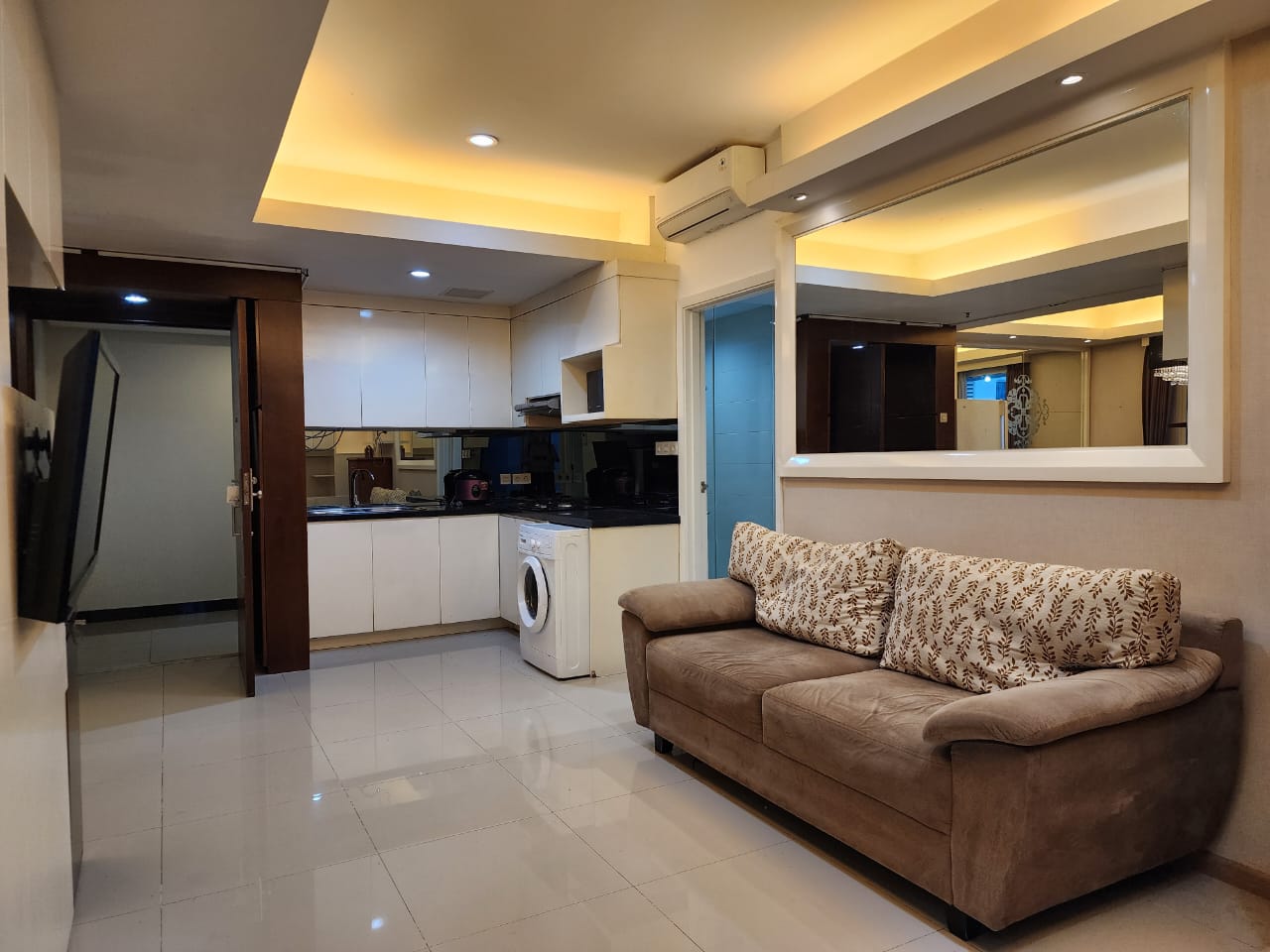 Sewa Casa Grande Kokas Tower Mirage 3 Bed Room Luas 99 m2 Rp.180 Juta / Tahun