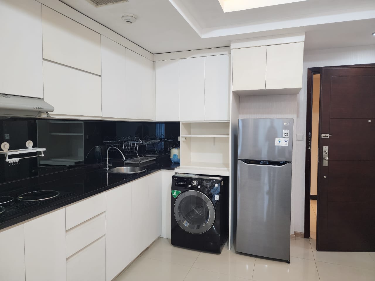 Sewa Casa Grande Residence KOKAS Tower MONTANA 1Bed Room Luas 50 m2 Lantai 06 unit 03 Rp. 132 Juta / Tahun (11 Juta/Bulan) Sewa Apartemen Casagrande Termurah, Terlengkap dan Terupdate di area Kokas www.casagrande-residence.com