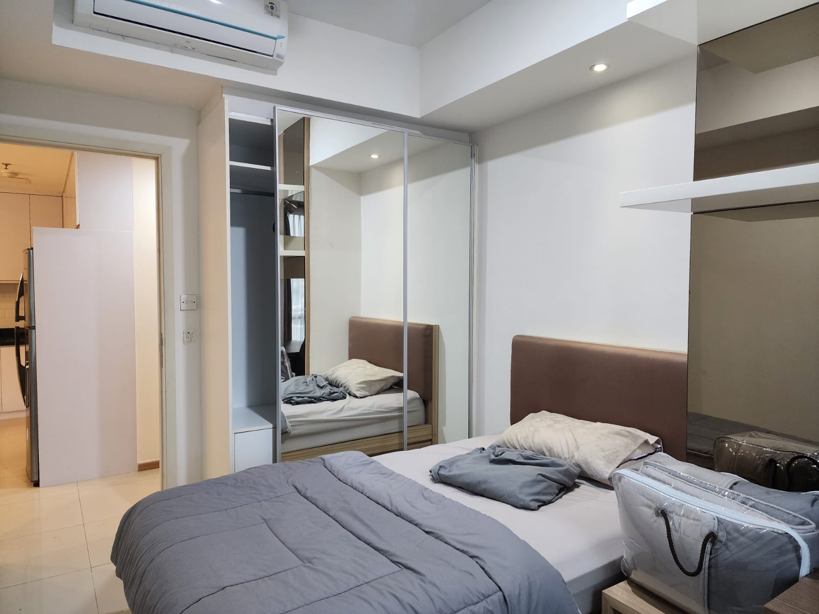 Sewa Casagrande 2 Bed Room Tower Montreal Luas 80 m2 Rp.14 Juta / Bulan Please Call or Wa Rudy88 - 081314170910 