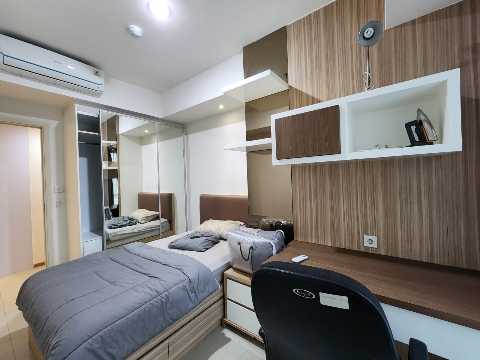 Sewa Casagrande 2 Bed Room Tower Montreal Luas 80 m2 Rp.14 Juta / Bulan Please Call or Wa Rudy88 - 081314170910 