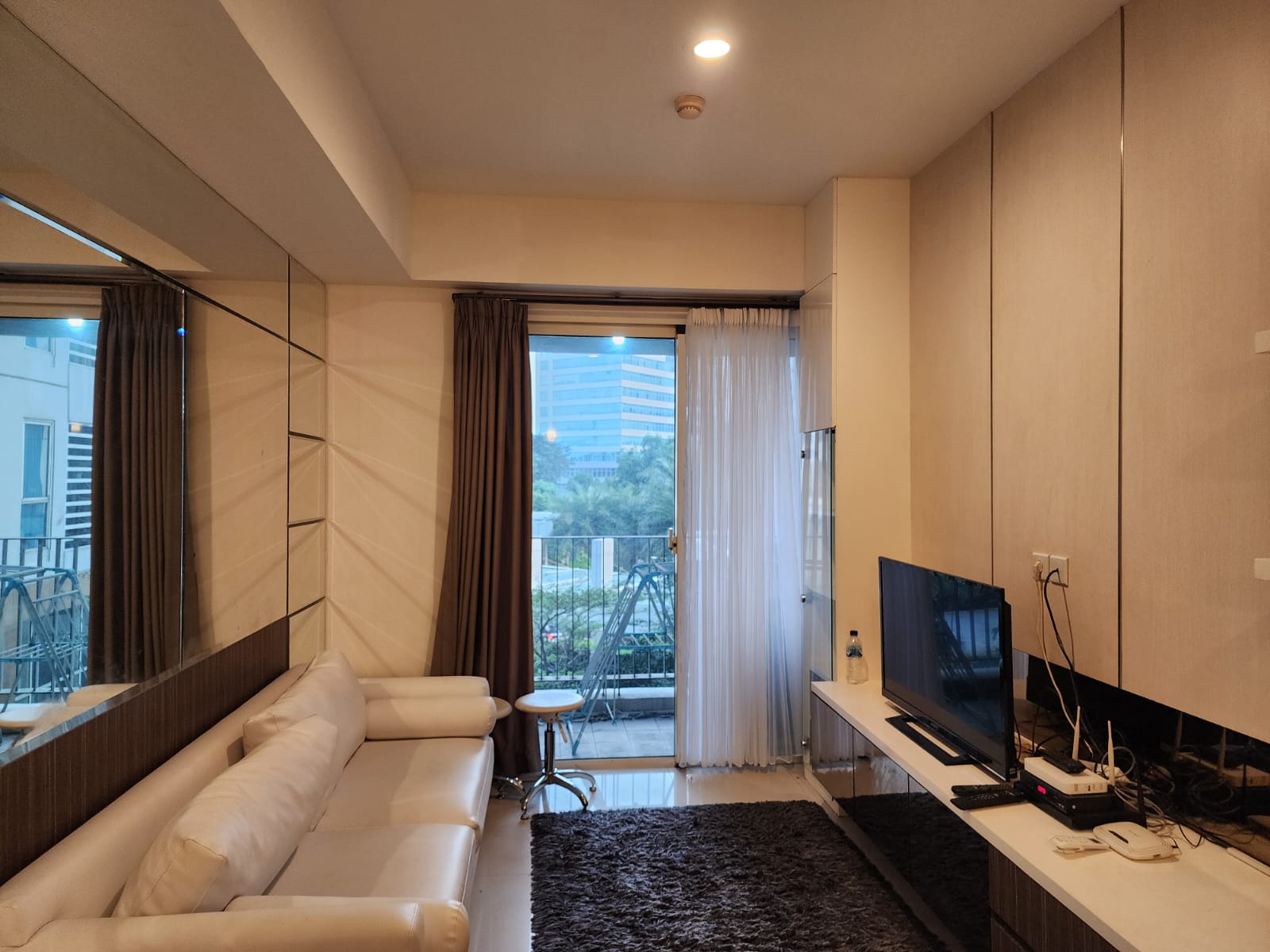 Sewa Casagrande 2 Bed Room Tower Montreal Luas 80 m2 Rp.14 Juta / Bulan Please Call or Wa Rudy88 - 081314170910 