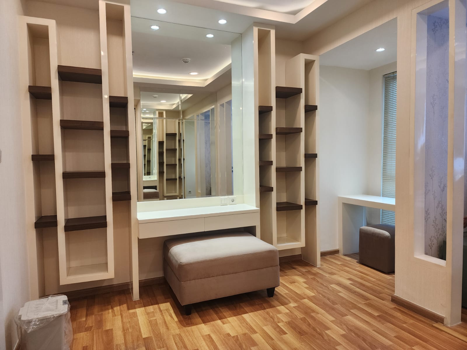 Sewa Casagrande Residence New Furnish Tower Mirage 1+1 Bed Room Luas 69 m2 Rp.14.000.000/Bulan (Rp.168.000.000/Tahun) Sewa Apartemen Casagrande Termurah, Terlengkap dan Terupdate di area Kokas www.casagrande-residence.com