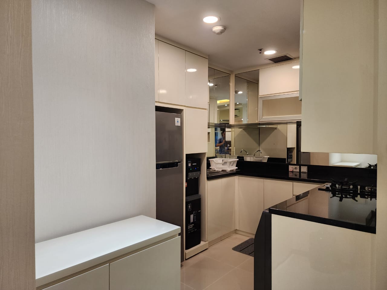 Sewa Casagrande Residence New Furnish Tower Mirage 1+1 Bed Room Luas 69 m2 Rp.14.000.000/Bulan (Rp.168.000.000/Tahun) Sewa Apartemen Casagrande Termurah, Terlengkap dan Terupdate di area Kokas www.casagrande-residence.com