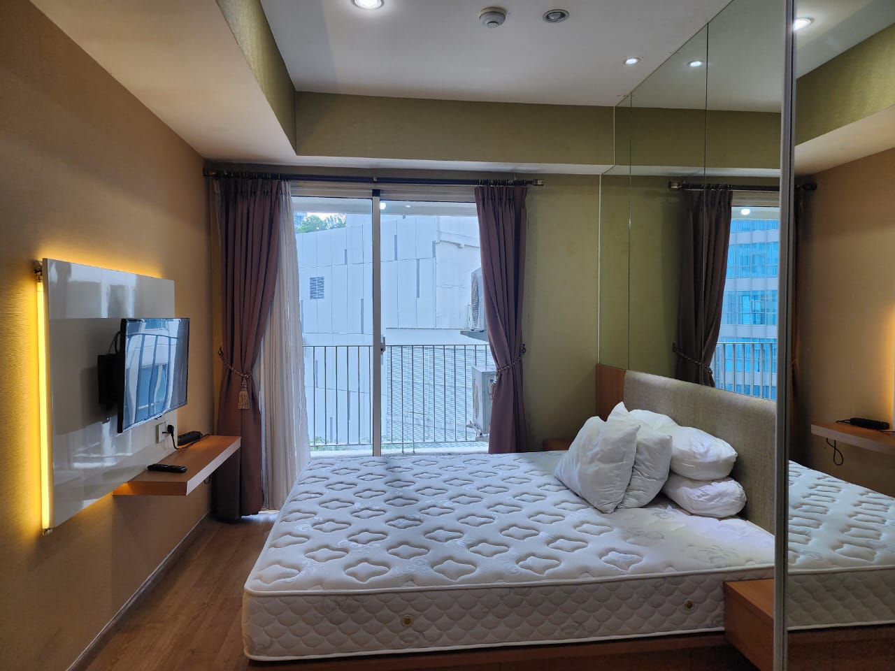Sewa Casagrande Residence Tower Montana 1 Bed Room Luas 50 m2 Rp.11.000.000/Bulan (Rp.132.000.000/Tahun) Sewa Apartemen Casagrande Termurah, Terlengkap dan Terupdate di area Kokas www.casagrande-residence.com