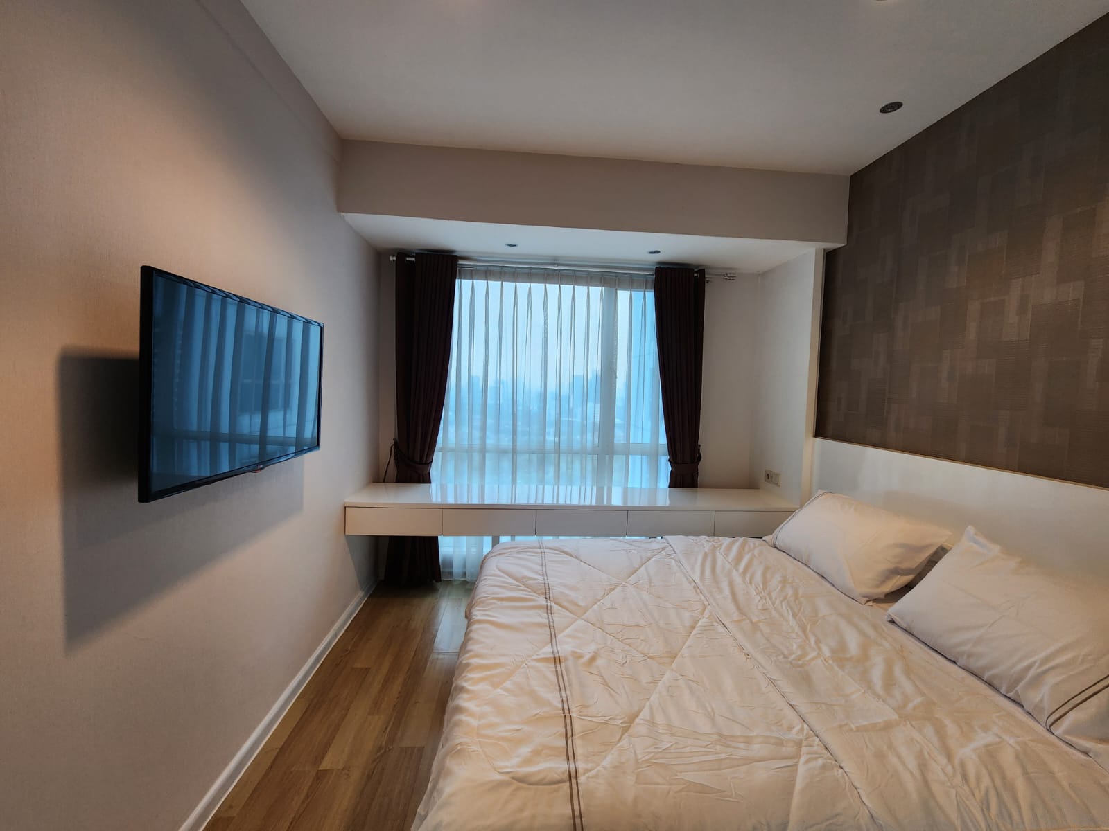 Sewa Tower Mirage 1 Bed Room Luas 51 m2  Lantai 35 unit 10  Rp. 11 Juta Per Bulan Minimal Sewa 1 Tahun www.casagrande-residence.com Stock sewa terlengkap dan terupdate Bulan Juli Tahun 2024