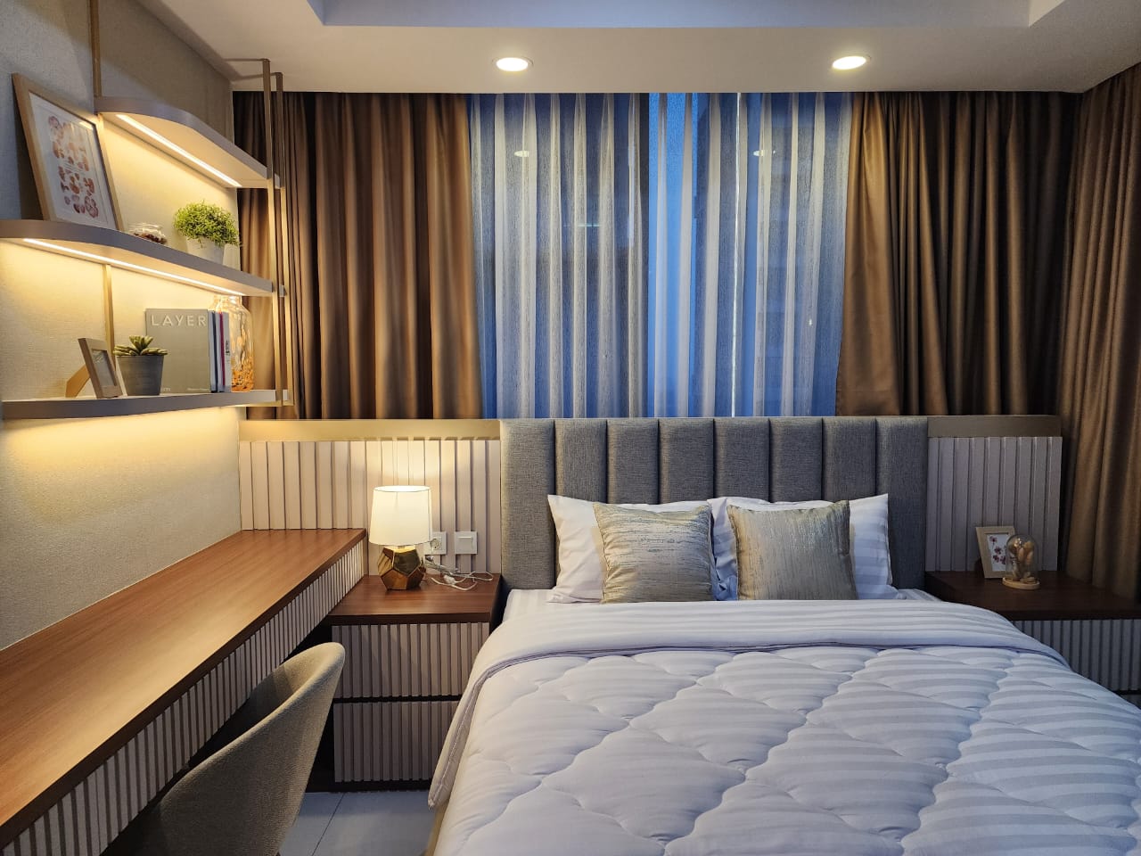 Stock Jual Casagrande Residence Bulan Agustus 2024 Jual Tower Angelo 3+1 Bed Room Luas 120 m2 Furnished Lantai 37 unit 08 Rp. 5,2 Milyar Stock Jual Termurah, Terlengkap dan Terupdate www.casagrande-residence.com !!!