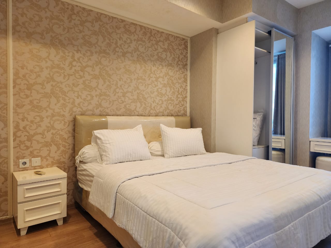 Stock Sewa Casagrande Mall Kokas Bulan Agustus 2024 Sewa Tower Montreal 1 Bed Room Luas 51 m2 Lantai 08 unit 09 Rp. 11 Juta Per Bulan Minimal Sewa 1 Tahun Stock Sewa Termurah, Terlengkap dan Terupdate www.casagrande-residence.com !!!