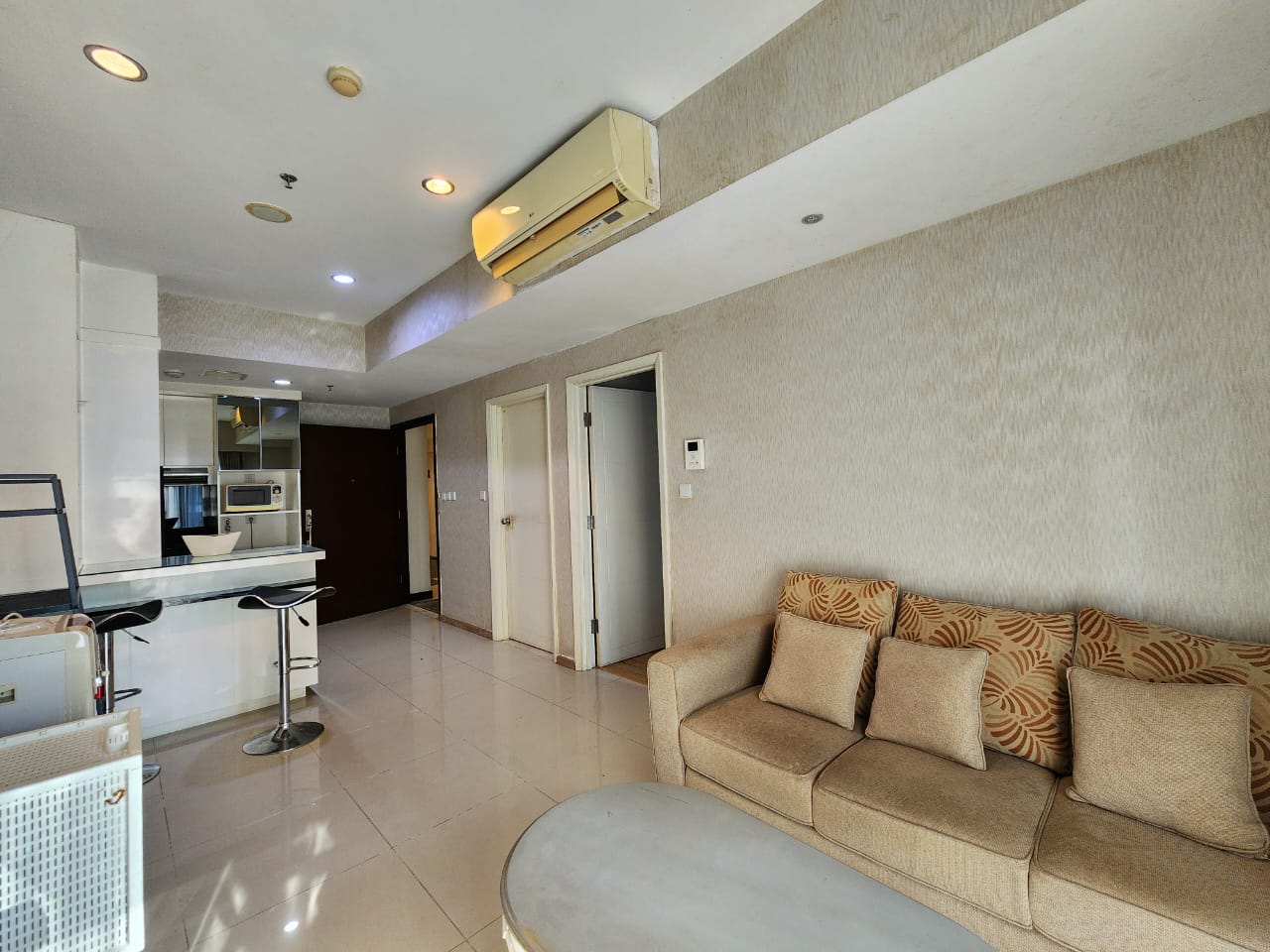 Stock Sewa Casagrande Mall Kokas Bulan Agustus 2024 Sewa Tower Montreal 1 Bed Room Luas 51 m2 Lantai 08 unit 09 Rp. 11 Juta Per Bulan Minimal Sewa 1 Tahun Stock Sewa Termurah, Terlengkap dan Terupdate www.casagrande-residence.com !!!