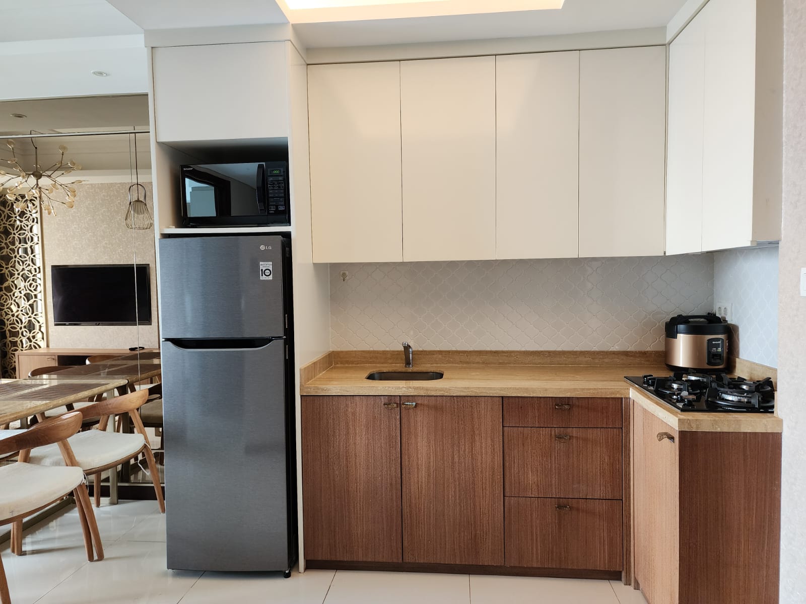 Stock Sewa Casagrande Residence Bulan Agustus 2024 Sewa Tower Chianti 2+1 Bed Room Luas 76 m2 Lantai 17 unit 02 Rp. 16 Juta Per Bulan Minimal Sewa 1 Tahun Stock Sewa Termurah, Terlengkap dan Terupdate www.casagrande-residence.com !!!