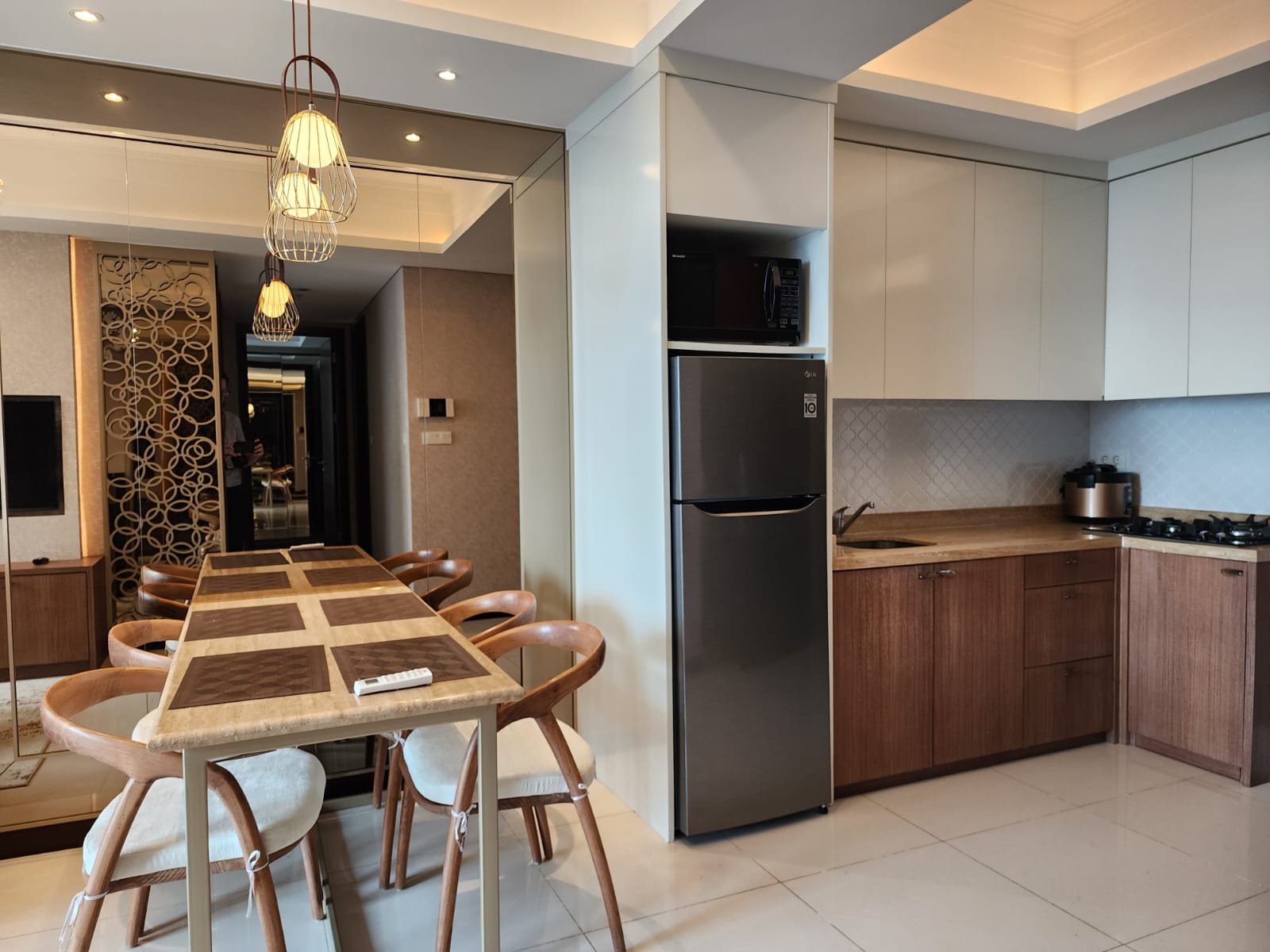 Stock Sewa Casagrande Residence Bulan Agustus 2024 Sewa Tower Chianti 2+1 Bed Room Luas 76 m2 Lantai 17 unit 02 Rp. 16 Juta Per Bulan Minimal Sewa 1 Tahun Stock Sewa Termurah, Terlengkap dan Terupdate www.casagrande-residence.com !!!