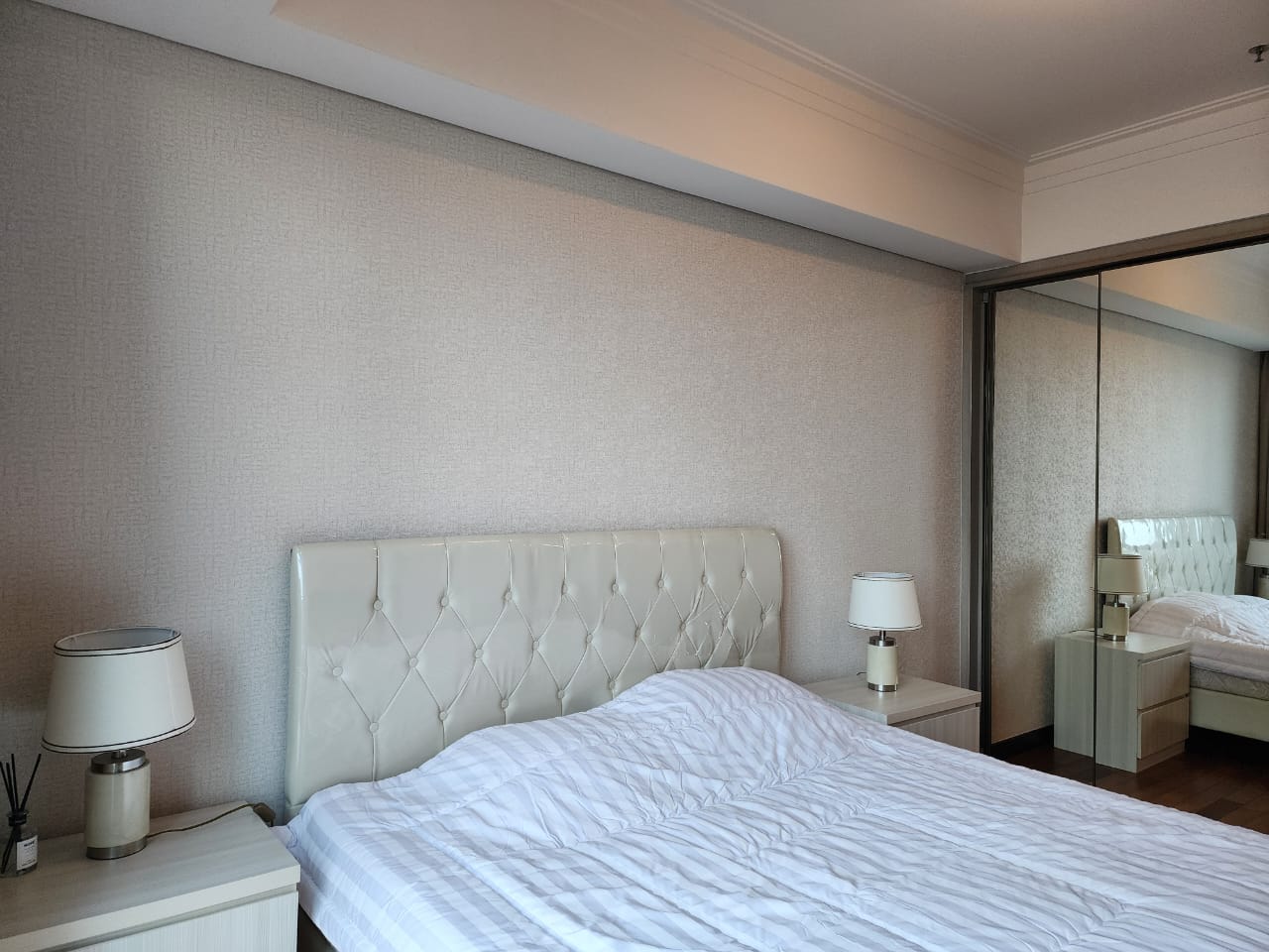 Stock Sewa Casagrande Residence Bulan Agustus 2024 Sewa Tower Chianti 2 Bed Room Luas 67 m2 Lantai 12 unit 10 Rp. 16 Juta Per Bulan Minimal Sewa 1 Tahun Stock Sewa Termurah, Terlengkap dan Terupdate www.casagrande-residence.com !!!
