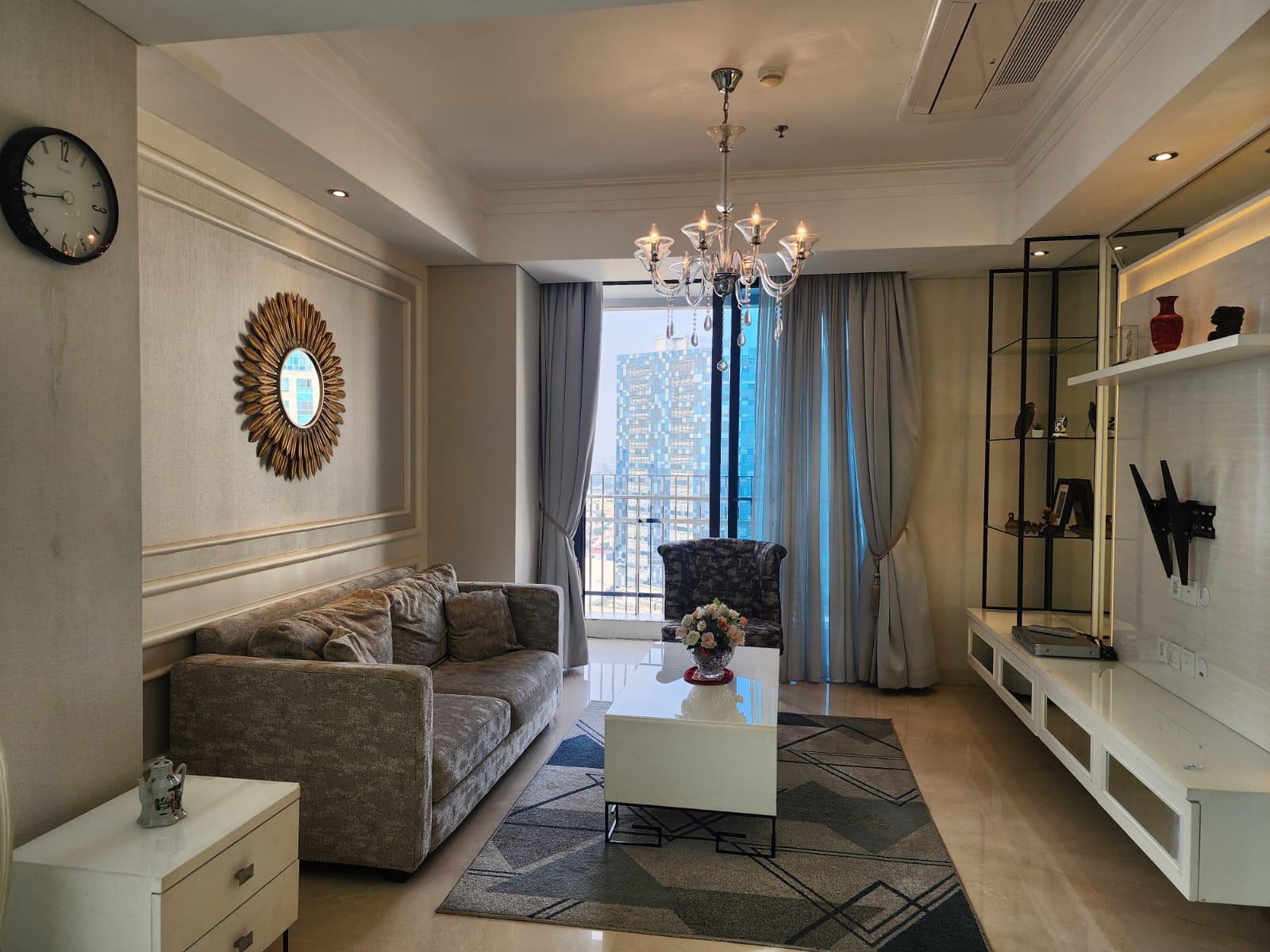 Stock Sewa Casagrande Residence Bulan Juli 2025 Sewa Apartemen Tower Chianti 3+1 Bed Room Luas 145 m2 Lantai 22 unit 08 USD 2000/Bulan (USD 24.000/Tahun) Minimal Sewa 1 Tahun Stock Sewa Terupdate www.casagrande-residence.com