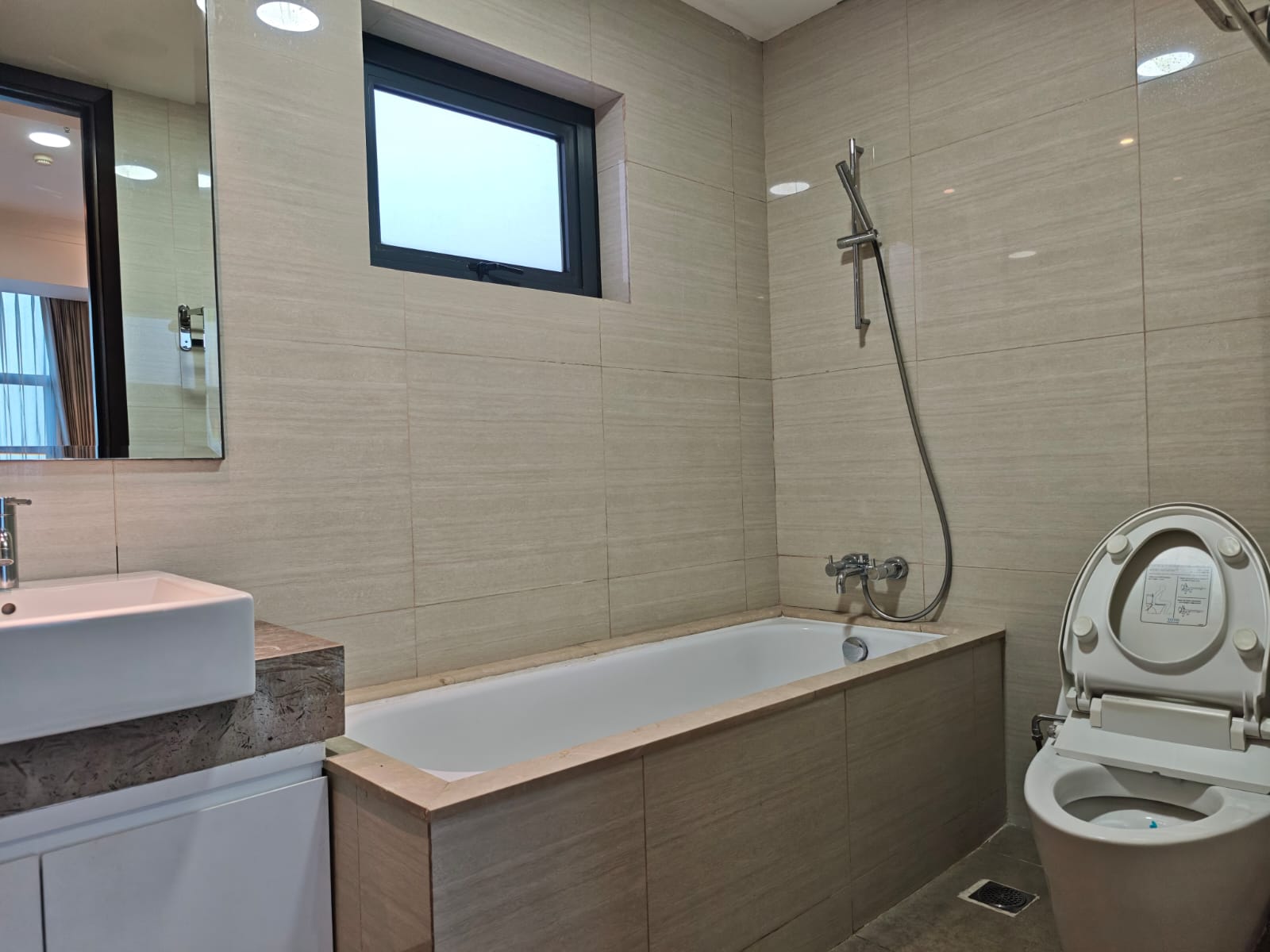 Stock Sewa Casagrande Residence Bulan September'25 Sewa Apartemen Tower Bella 2+1 Bed Room Luas 88 m2 Lantai 07 Unit 02 Minimal Sewa 1 Tahun www.casagrande-residence.com