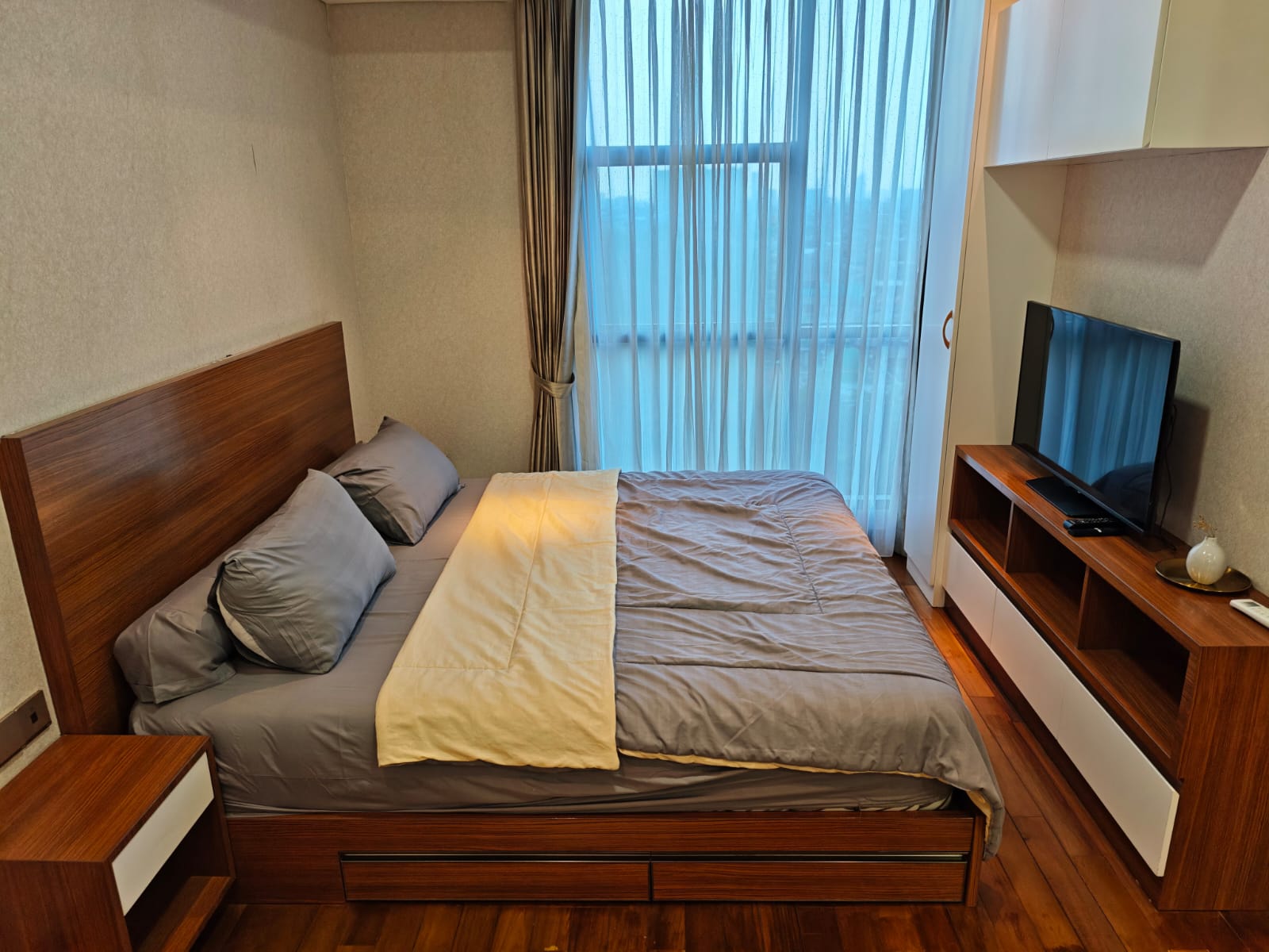 Stock Sewa Casagrande Residence Bulan September'25 Sewa Apartemen Tower Bella 2+1 Bed Room Luas 88 m2 Lantai 07 Unit 02 Minimal Sewa 1 Tahun www.casagrande-residence.com