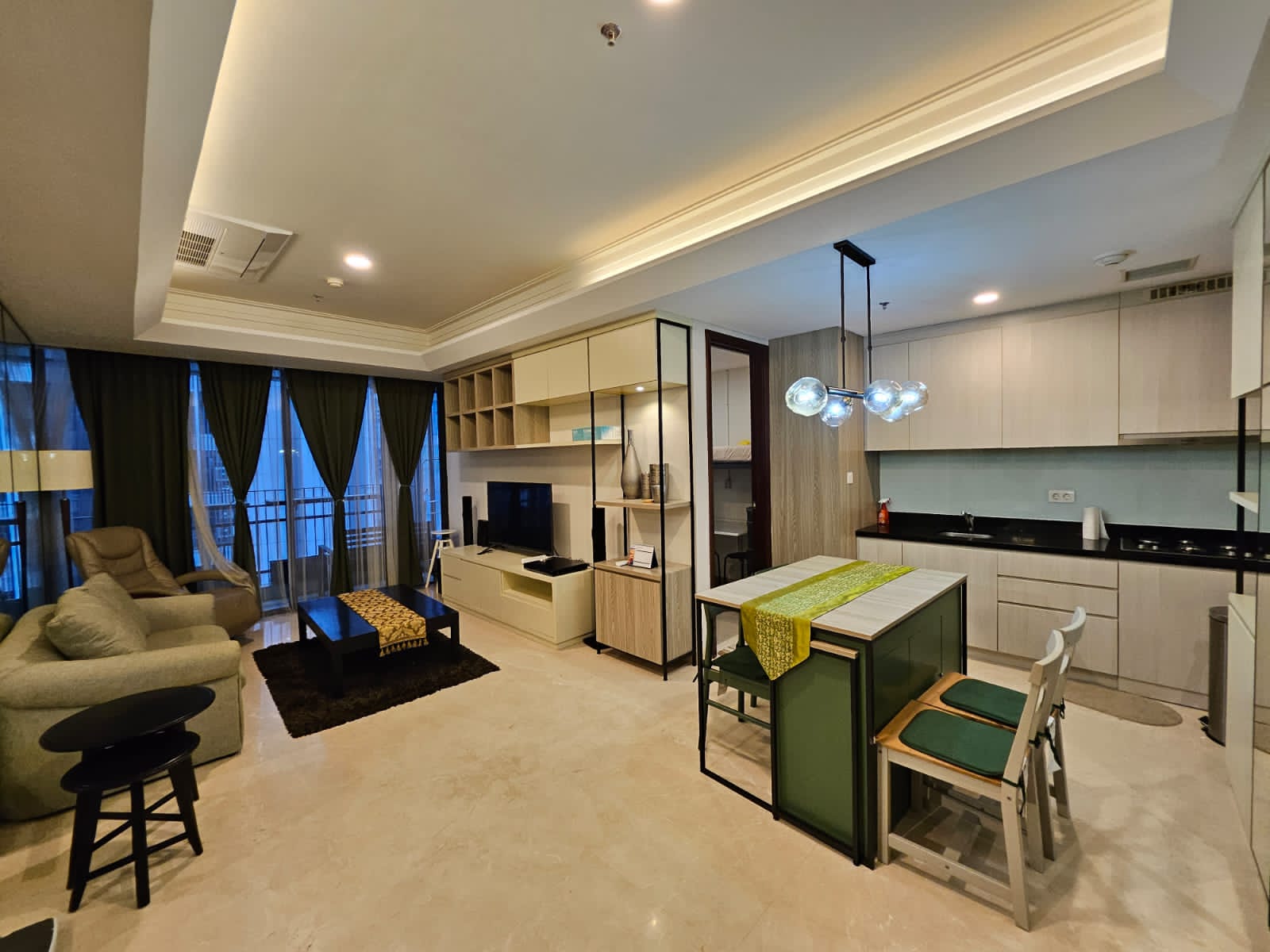 Tower Angelo 3+1 Bed Room Luas 129 m2 Lantai 07 Unit 09 Rp.25 Juta Per Bulan Minimal Sewa 1 Tahun www.casagrande-residence.com Stock Sewa Apartemen Casa Grande Terlengkap dan Termurah Bulan Juli Tahun 2024