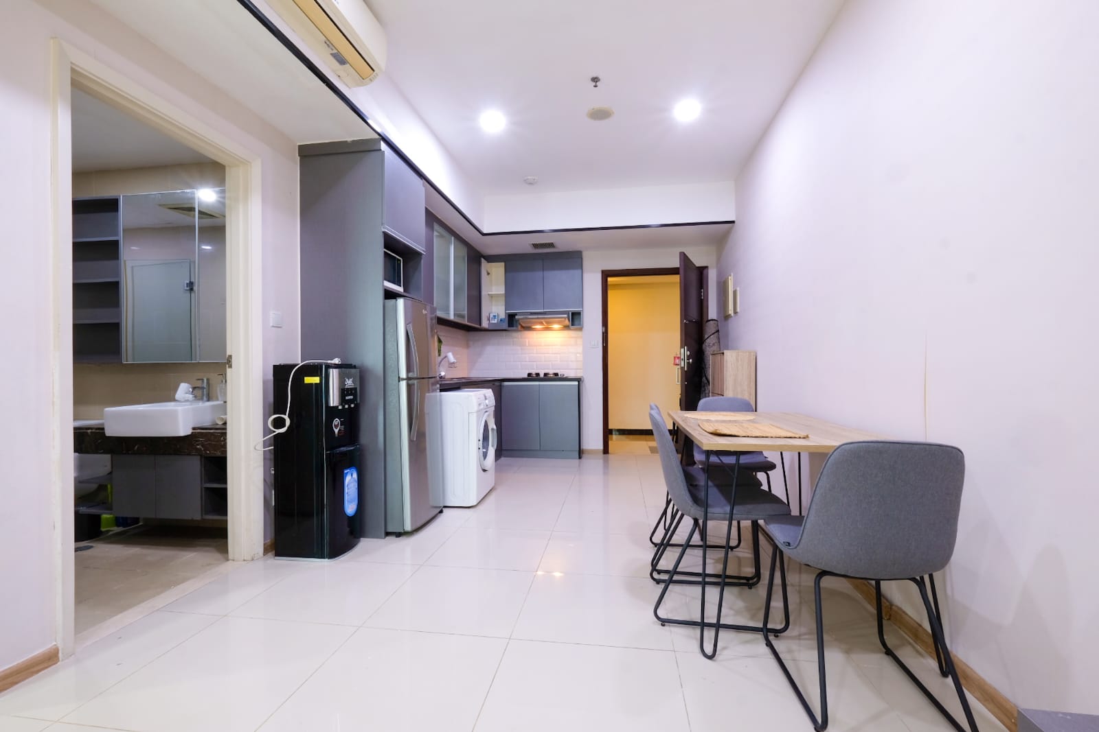 Sewa Apartemen Casagrande Residence Tower Mirage 1 Bed Room Fully Furnished Rp.120 Juta / Tahun