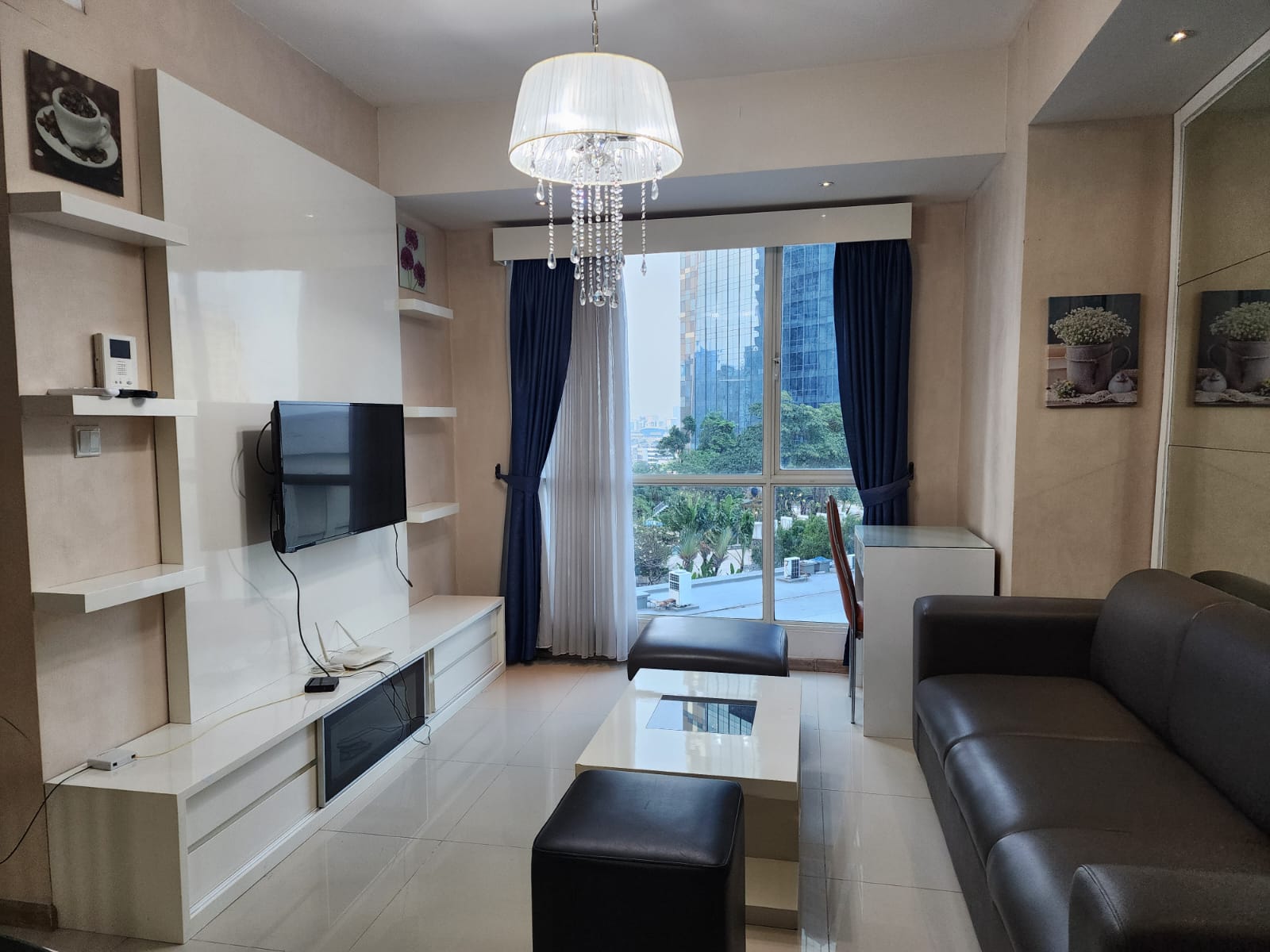 Sewa Casagrande 2 Bed Room Tower Montreal Luas 76 m2 Rp.14 Juta / Bulan Please Call or Wa Rudy88 - 081314170910 