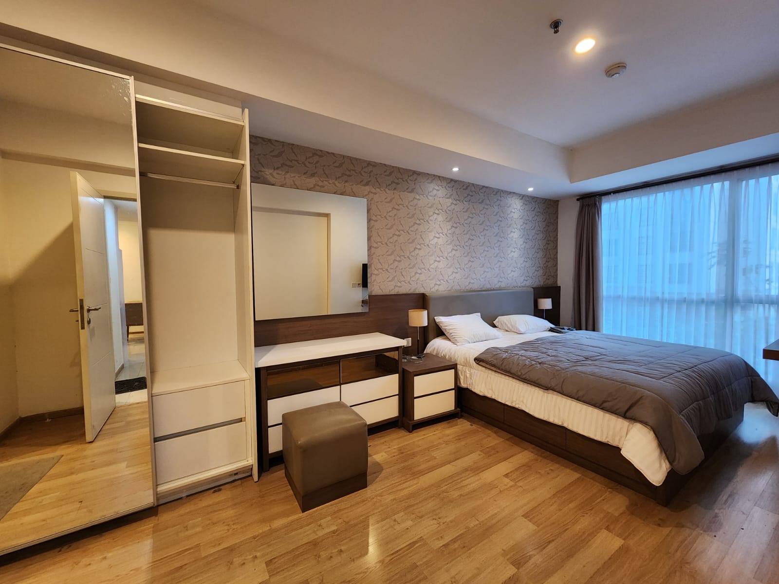Sewa Casagrande 2 Bed Room Tower Montreal Luas 80 m2 Rp.14 Juta / Bulan Please Call or Wa Rudy88 - 081314170910 