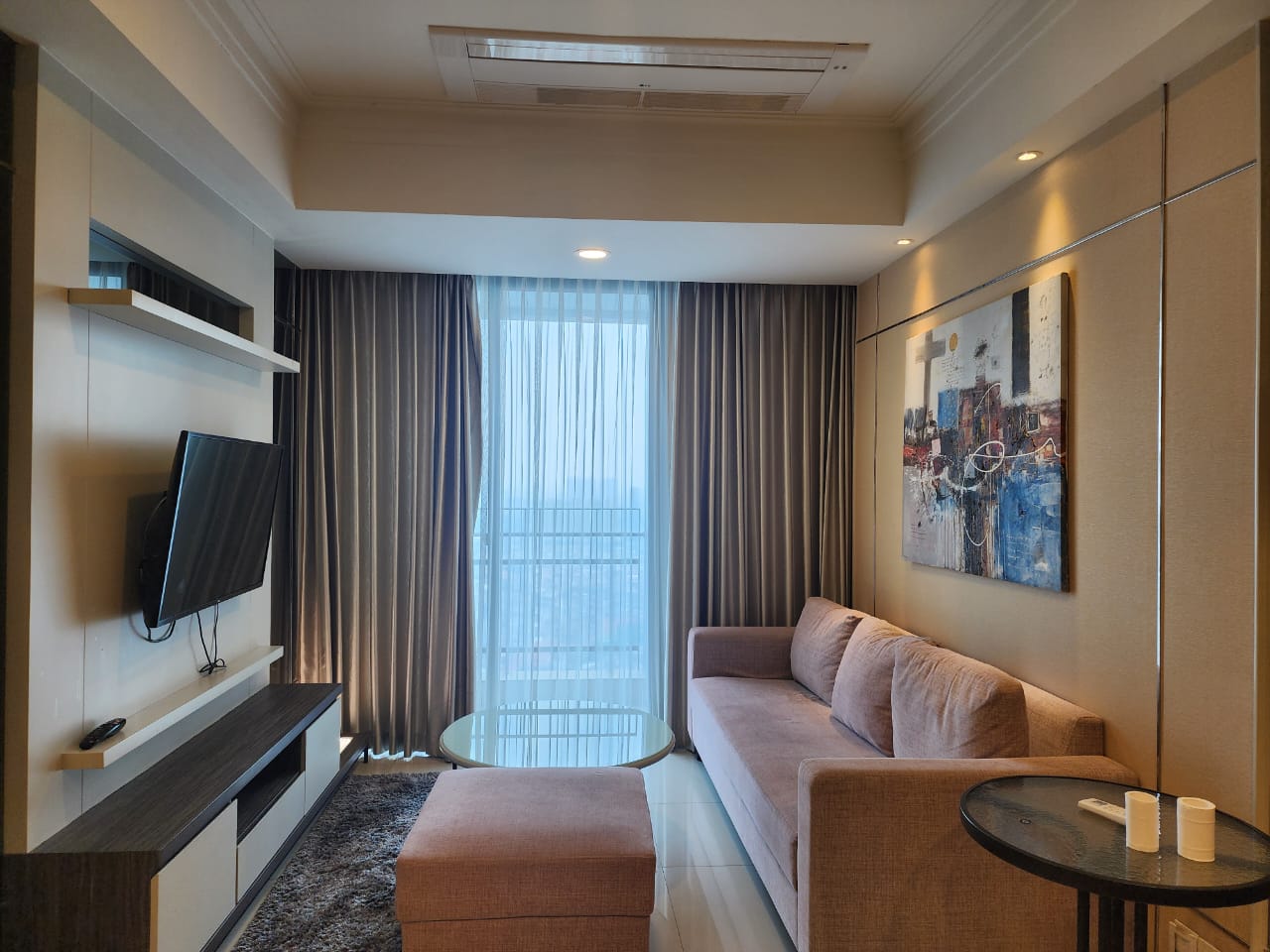 Tower Bella 2 Bed Room Lantai 40 Unit 06 Rp.16 Juta Per Bulan Minimal Sewa 1 Tahun www.casagrande-residence.com Stock Sewa Apartemen Casa Grande Terlengkap dan Termurah Tahun 2024